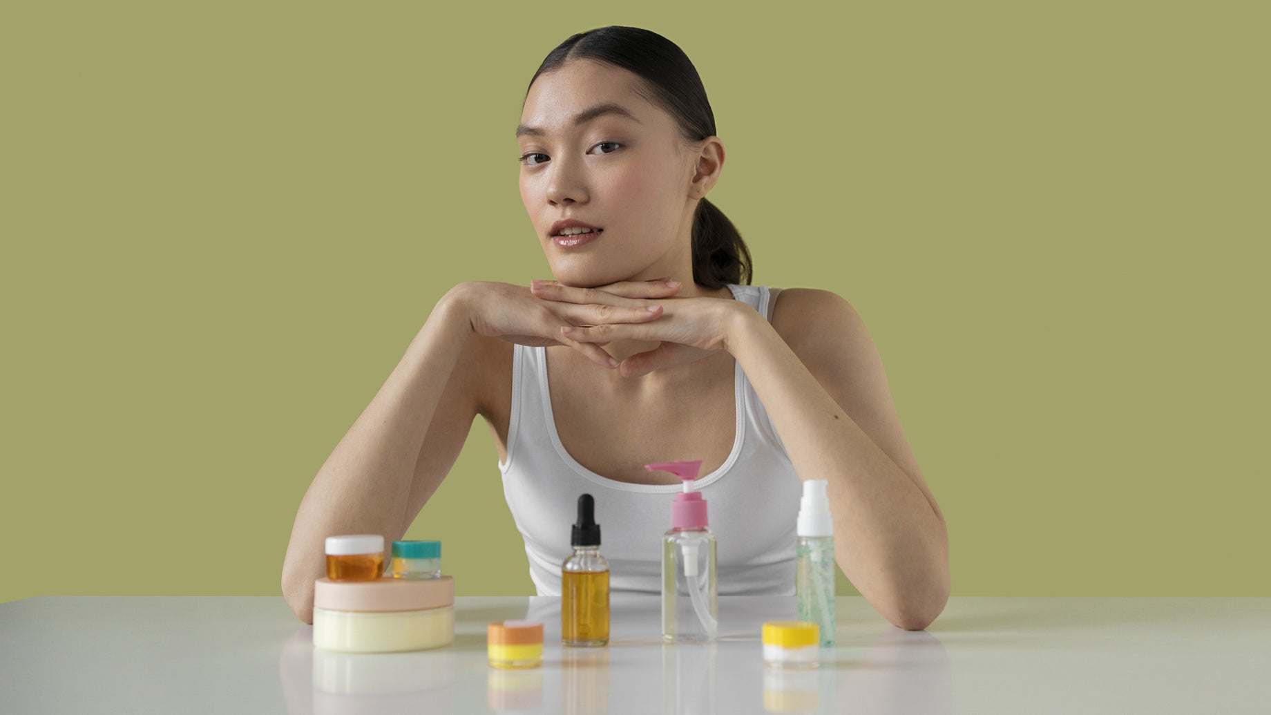 Skincare Ingredients You Should Never Mix: The Ultimate Guide to Avoiding Skin Sensitivity